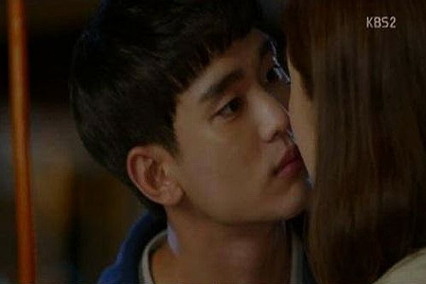 Ciuman Paling Romantis DiDrama Korea Gan!