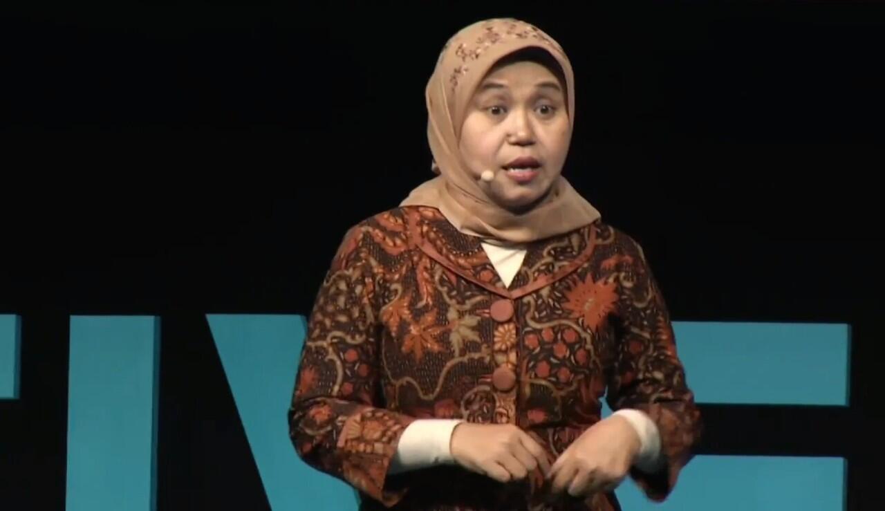 Perempuan Inspiratif Itu: Mengembangkan Kemandirian Masyarakat
