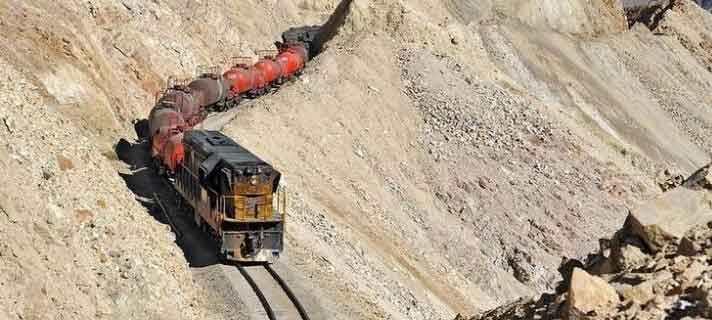 Ternyata Indonesia Juga Punya Jalur Kereta Extreme