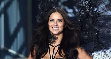 The Best Fasion Show sepanjang Masa runaway Victoria Secret