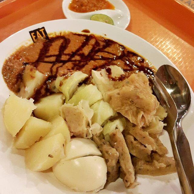 12 Kuliner Bandung Murah Tapi Enak Yang Tidak Boleh Kalian Lewatkan