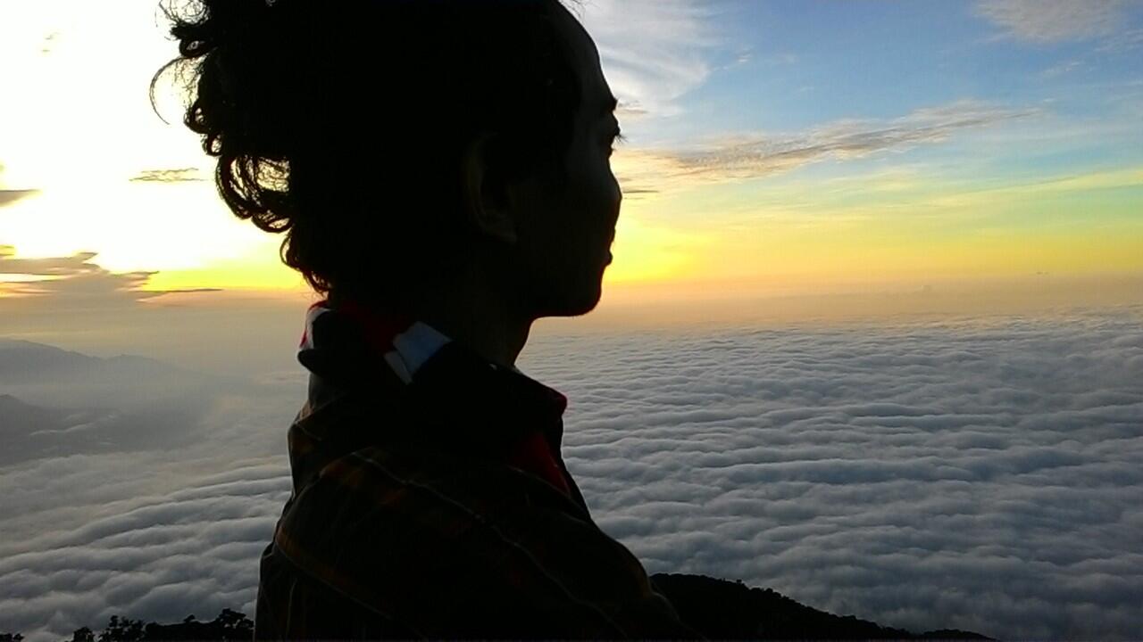 Indahnya Indonesia ( Gunung Cikuray Garut ) 