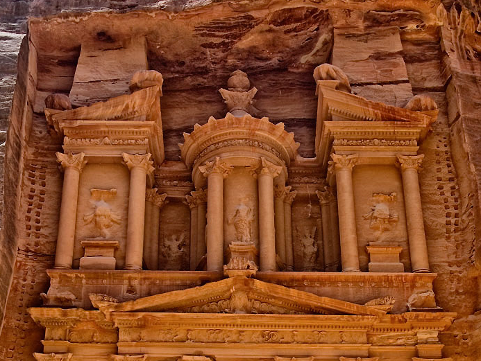 situs kuno di saudi arabia dan petra di jordan