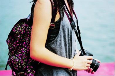 Mengapa Cewek Traveler Harus Agan Deketin?