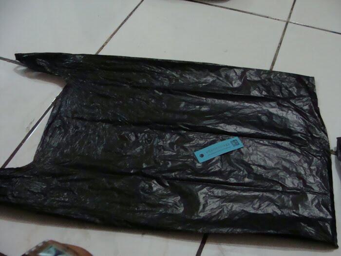 Sudah Menjadi Tradisi, Pasca Perayaan Tahun Baru Pasti Meninggalkan Sampah
