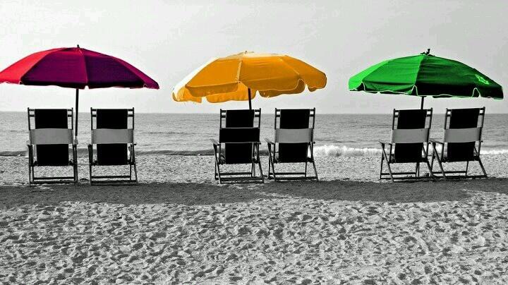 Warna di Edisi B/W