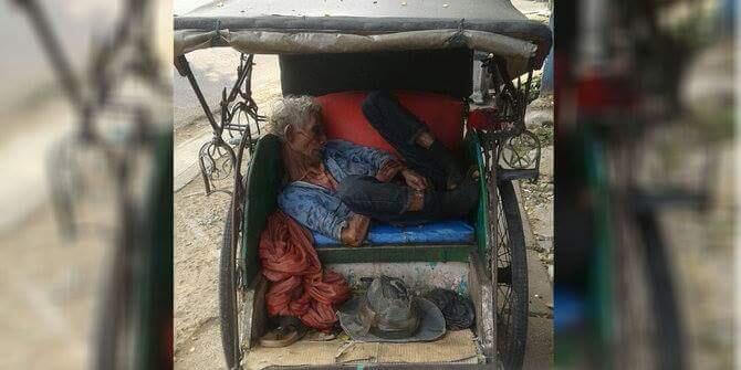 Ga punya biaya, Kakek sakit di becak dan meninggal