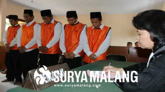 Garang Saat Beraksi, Otak Perampok Ini Mengiba ke Hakim Saat Dihukum Delapan Tahun