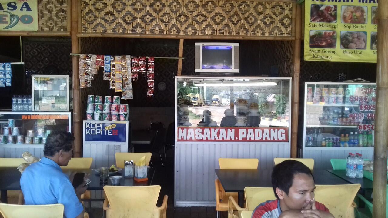 Jangan makan di masakan padang di rest area Km 88 Tol Cipularang