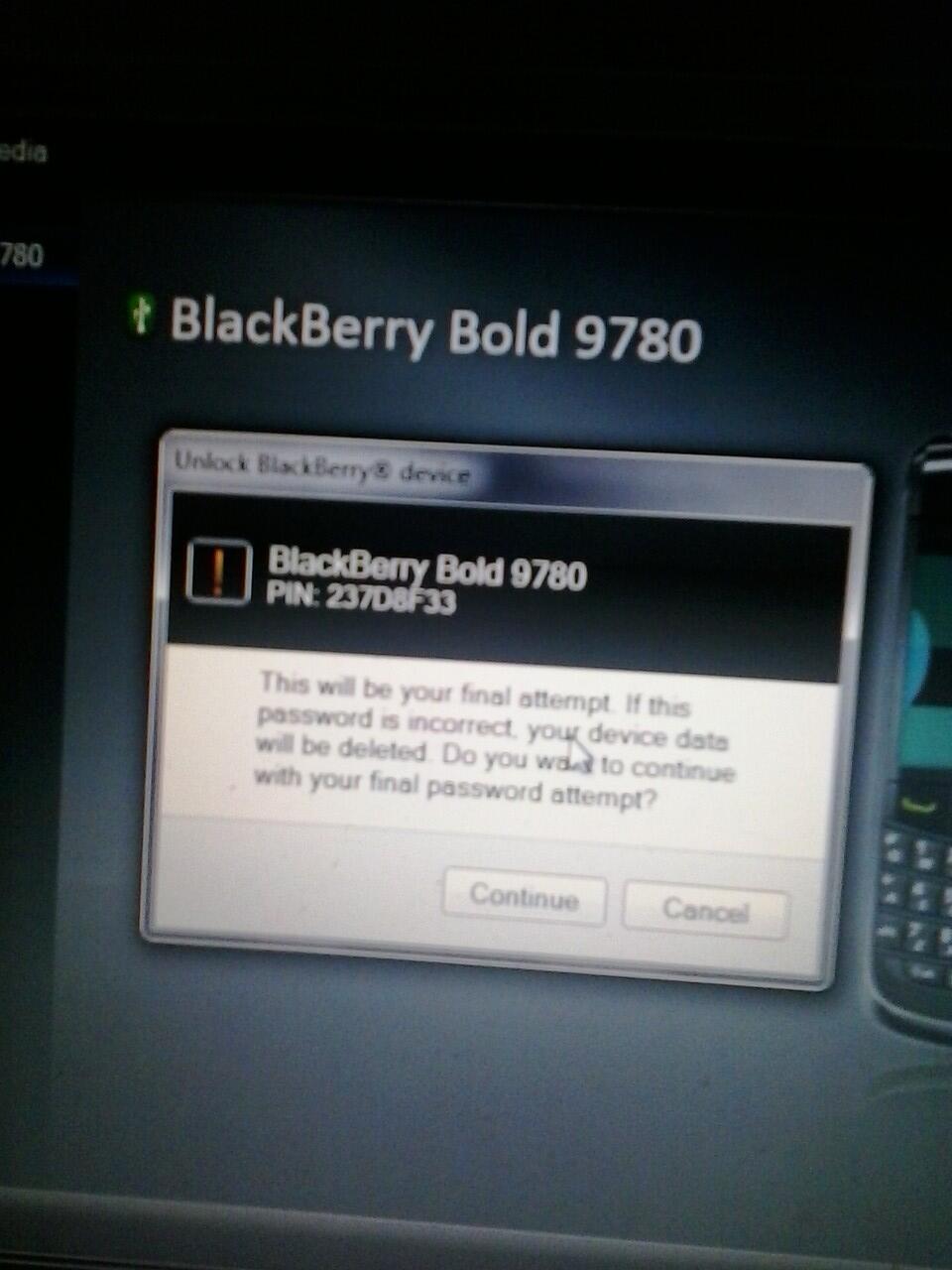 Telah ditemukan hp blackberry BOLD 9780 pin:237D8F33 