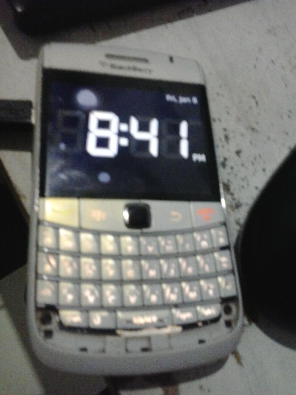 Telah ditemukan hp blackberry BOLD 9780 pin:237D8F33 
