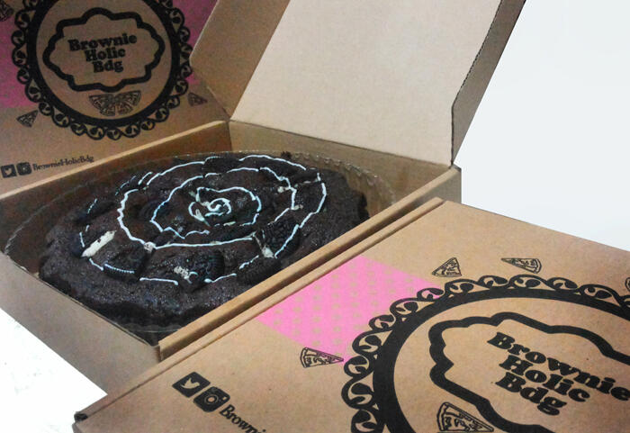 BROWNIES PIZZA PERTAMA DI DUNIA