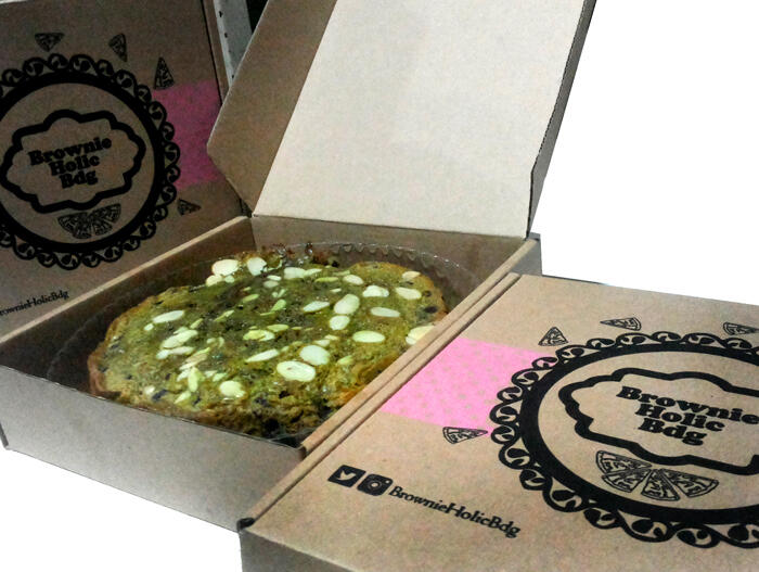 BROWNIES PIZZA PERTAMA DI DUNIA