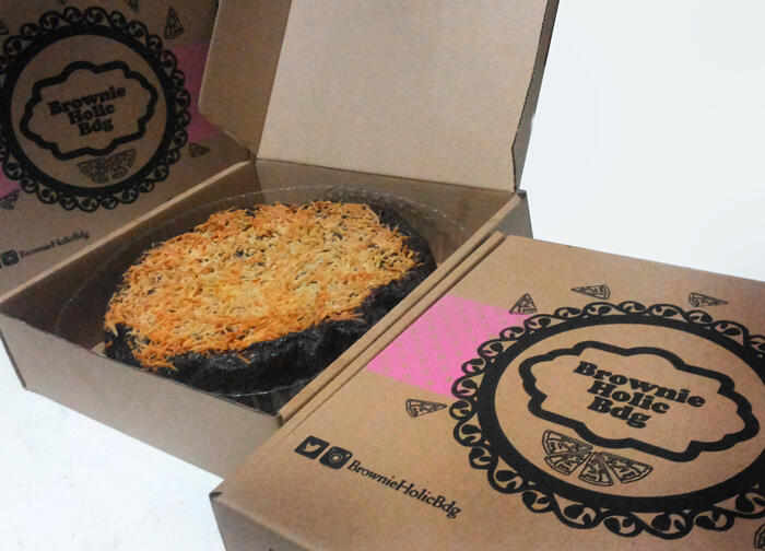 BROWNIES PIZZA PERTAMA DI DUNIA
