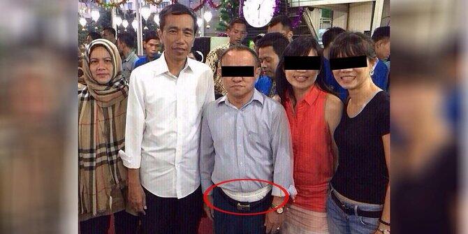 Lucu, foto sama Presiden Jokowi orang ini kelihatan kolornya