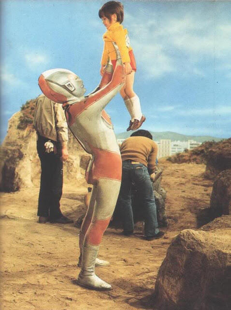 Foto-Foto Dibalik Pembuatan Film Ultraman dan Kamen Rider