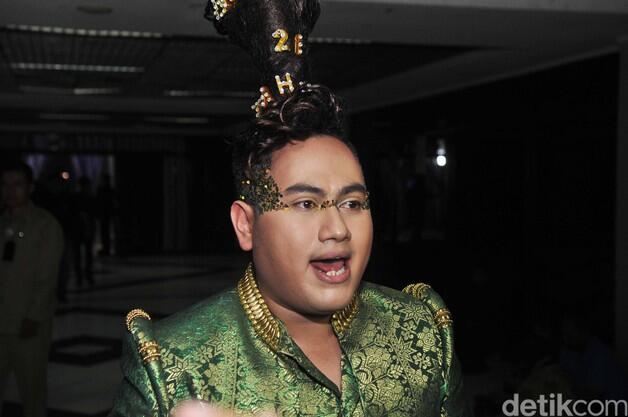(berita jambul) Jambul Nassar mengalahkan jambul Syahrini