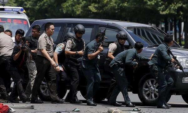 &#91;BREAKING NEWS&#93; Terjadi Ledakan Bom di Thamrin!