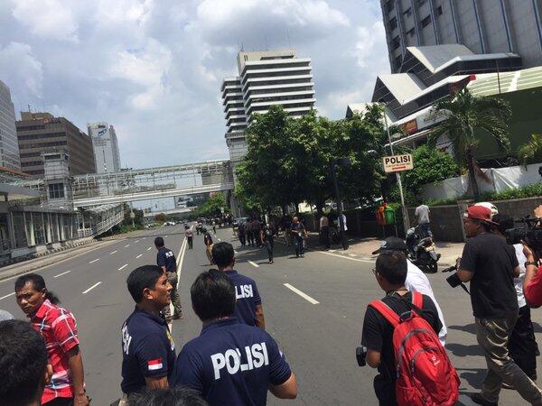 &#91;BREAKING NEWS&#93; Terjadi Ledakan Bom di Thamrin!