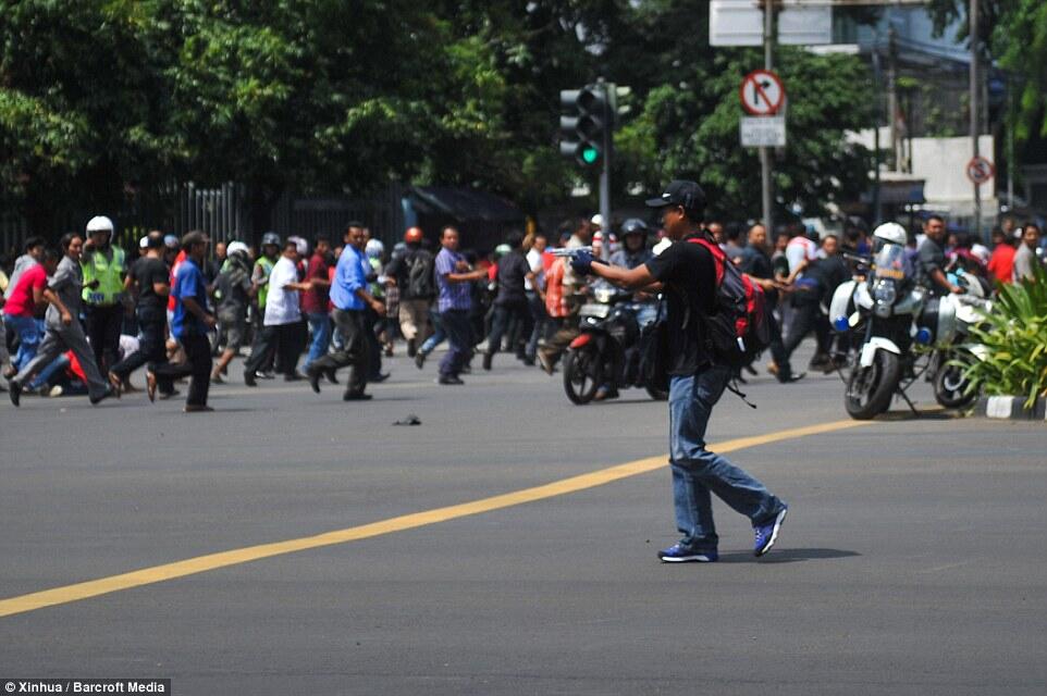 &#91;BREAKING NEWS&#93; Terjadi Ledakan Bom di Thamrin!