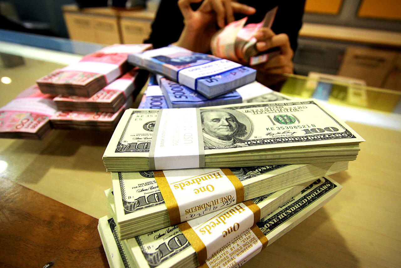 RUPIAH MELEMAH GAN GARA GARA BOM DI JAKARTA !!!