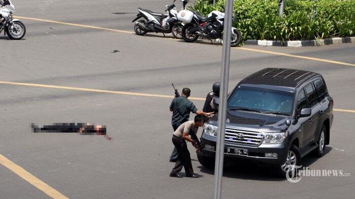 Ini Kisaran Harga Mobil, Tas &amp; Sepatu Polisi di tengah teror Sarinah