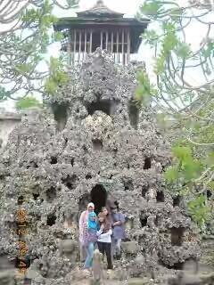 Sejarah&Mitos Goa Sunyaragi Cirebon