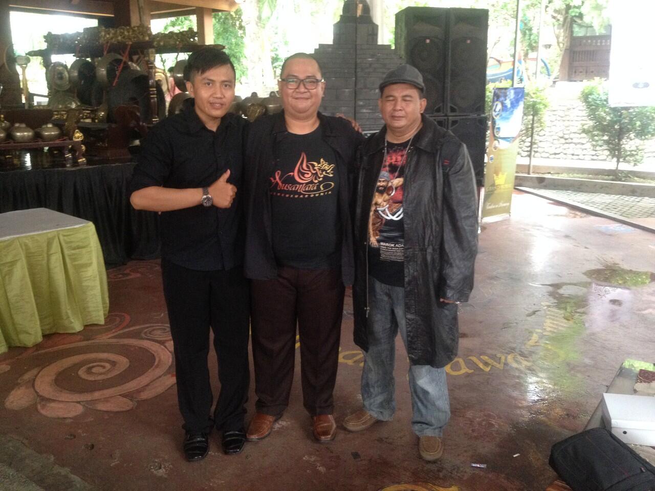 Terawang/ Prediksi/ Ramal Akurat TERBAIK ANTIMAINSTREAM TANPA MEDIA APAPUN !