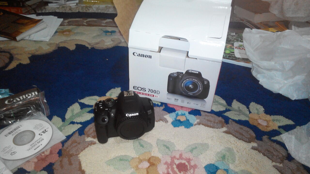 Canon EOS 700D