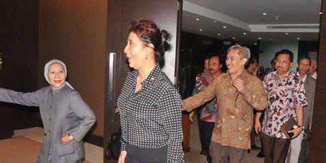 Berbagai Fakta Susi Padjiastuti yang bikin Indonesia Bangga