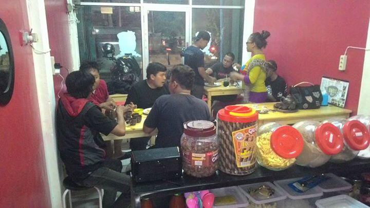 Tempat Cozy Baru Yang Nyaman, Enak Dan Murah di Petukangan Utara Ciledug