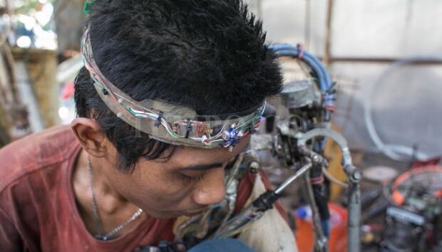 THE REAL IRON MAN asal BALI 