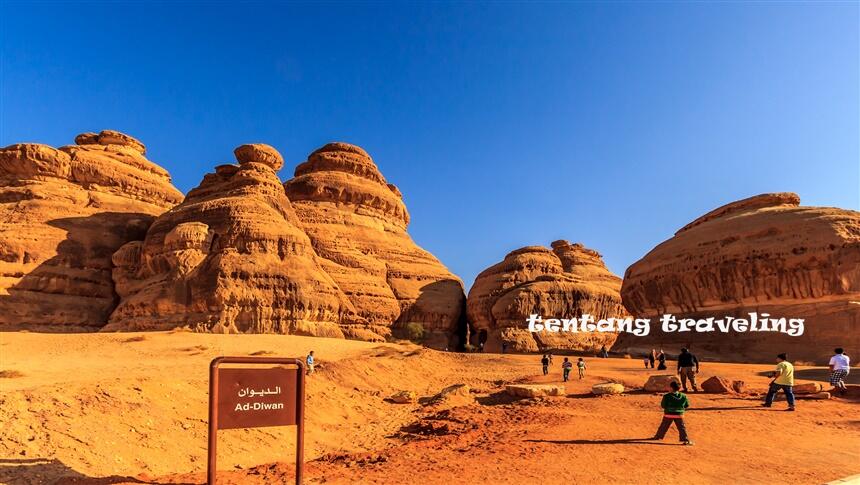 warisan budaya unesco madain saleh di saudi arabia