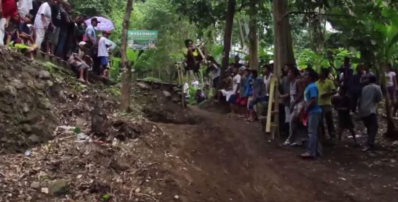 &quot;LIGIRON RACE&quot; Downhill paling ekstrim dari Phillipina 