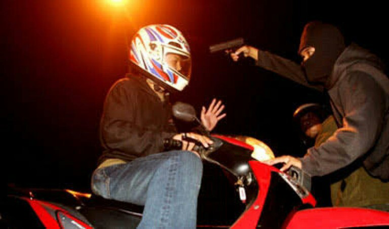 LamPUNK DiSebut SARANG BEGAL !!