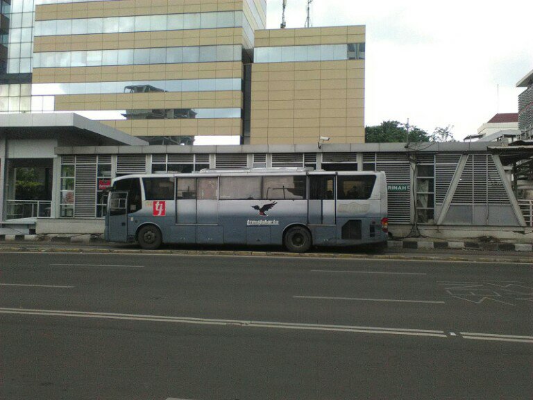 Mengenal Operator - operator TransJakarta Busway