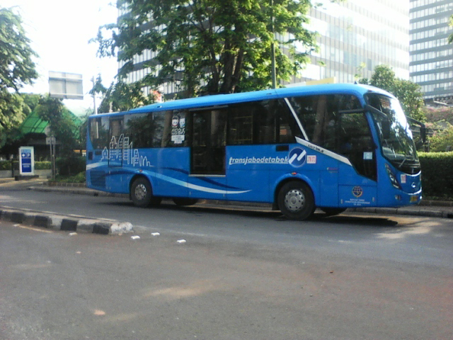 Mengenal Operator - operator TransJakarta Busway