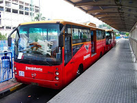 Mengenal Operator - operator TransJakarta Busway