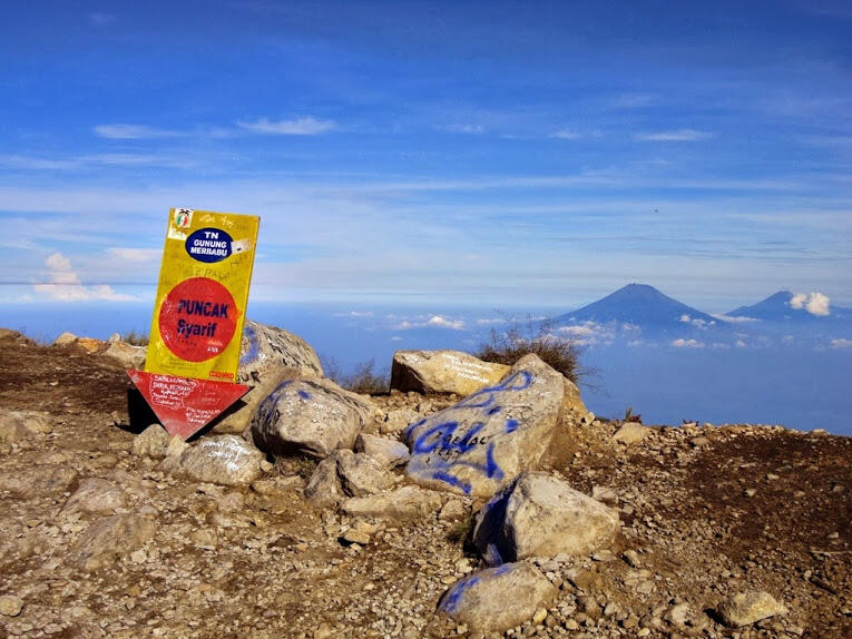 APA YANG KITA LIHAT KETIKA ADA DI GUNUNG2 JATENG