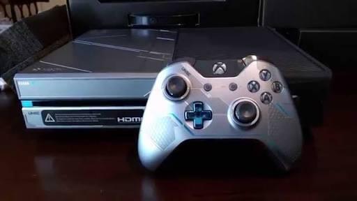 Bantuin pilih gan " Mending X-BOX ONE HaLo5 or X-BOX ELiTE ?? Ane mau beli Vote pliss