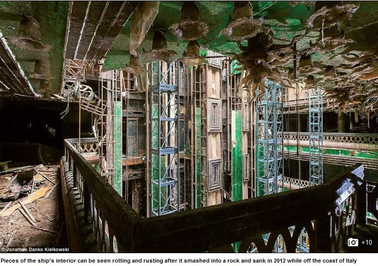 Melihat Interior Dari Rongsokan Kapal Pesiar Mewah Costa Concordia