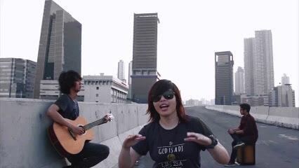 Jadi Penyanyi Terkenal Itu Ternyata Gak Cuman Modal Suara Bagus Aja Gan!