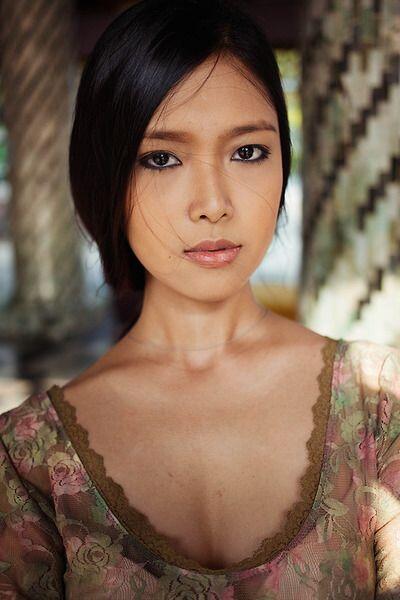 Mau Dibayar di Bawah UMK, Pekerja Kasar dari Myanmar ke Surabaya