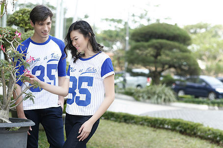 &#91;GATSUONE INFO&#93; Wajah Mirip itu Jodoh.Kasih Kado Baju Akan Putus. Mitos Atau Fakta?