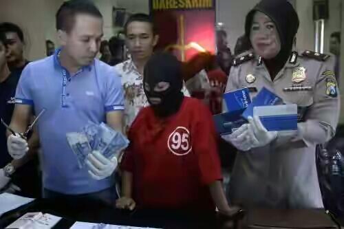 Cara Cepat Bobol ATM - Sekali Bobol ATM, Susilo Tarik Uang Puluhan Juta