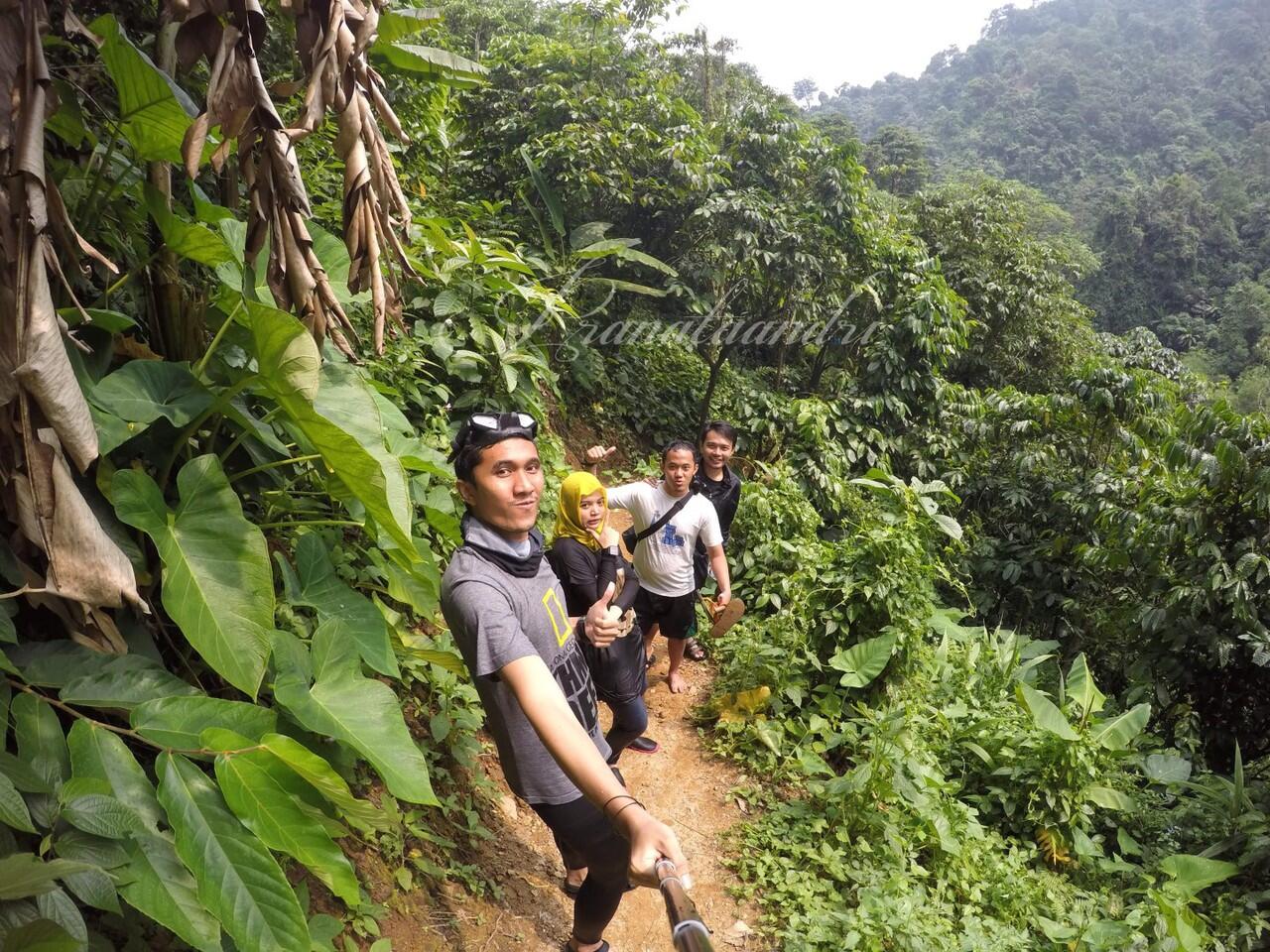 EXPLORE CURUG LEUWI HEJO, LEUWI LIEUK, LEUWI CEPET SENTUL 17-Januari-2016