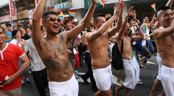 Perjuangan Kaum LGBT Sebaiknya Kembali ke Kehidupan Normal