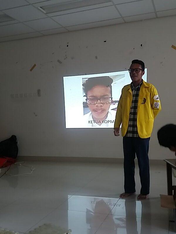 INGAT KIPLI 'KIAMAT SUDAH DEKAT'? KINI JADI MAHASISWA UI FAVORIT!