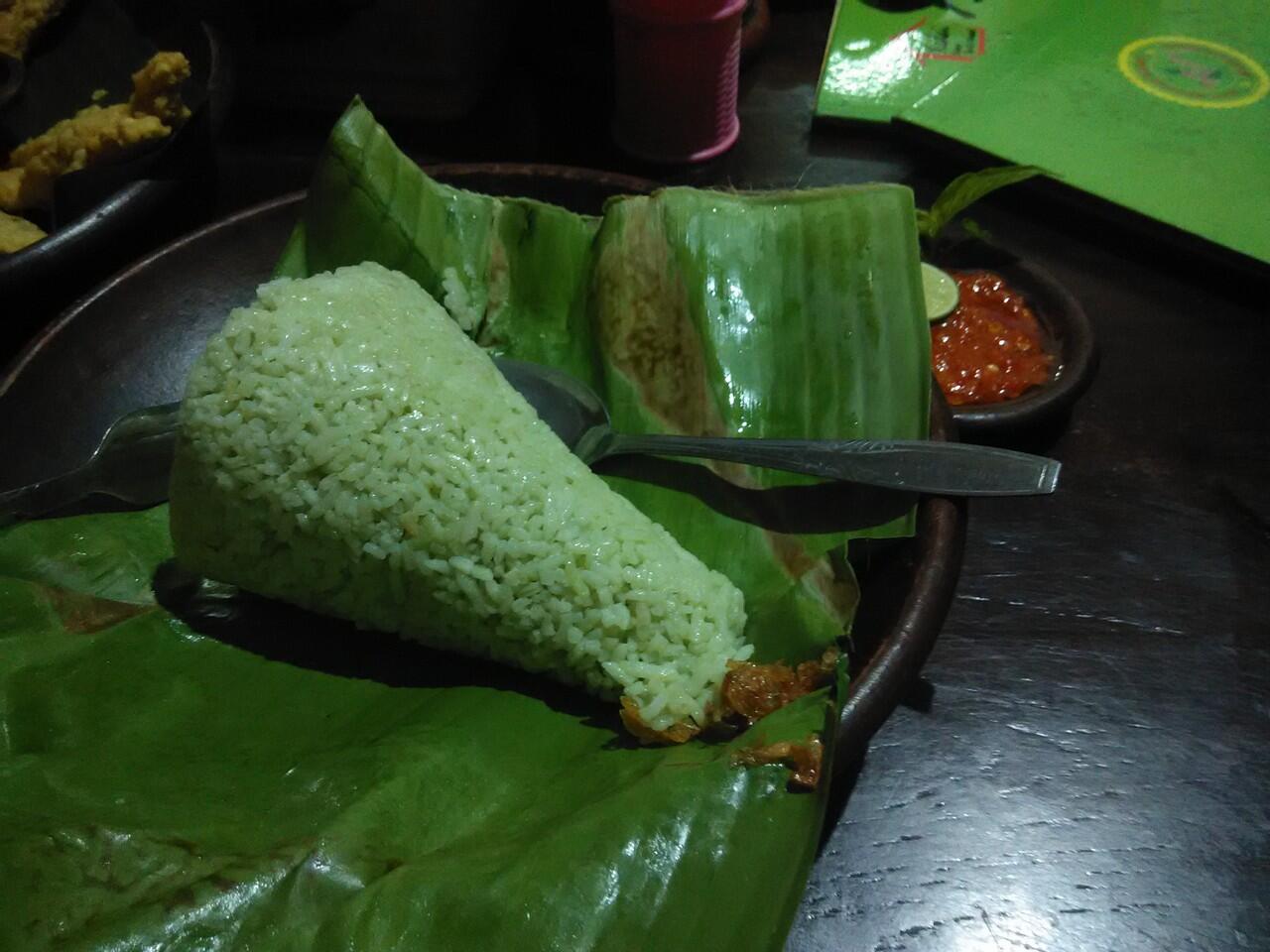 ,,,;;; kuliner maknyus bojonegoro ;;;;,,,