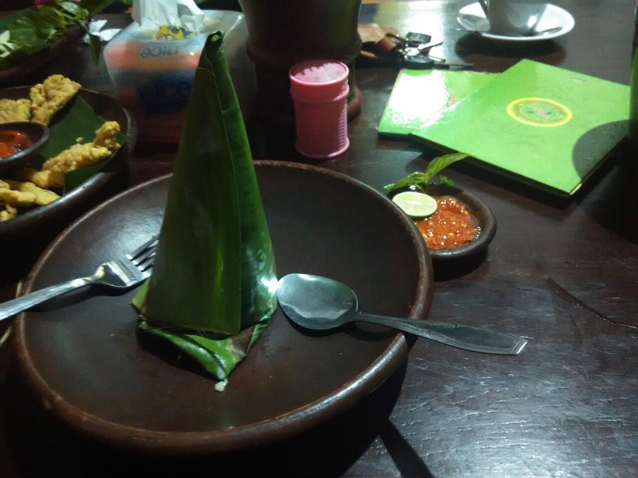 ,,,;;; kuliner maknyus bojonegoro ;;;;,,,